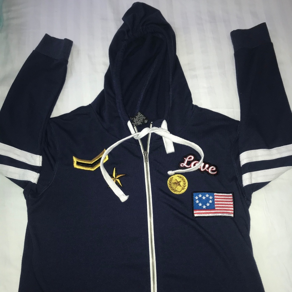 Junior's Girl Cropped Sweater